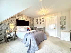 Photo 17- click for photo gallery